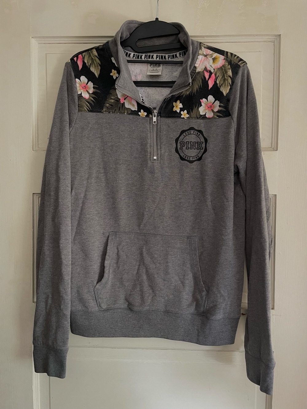 Pink ladies medium Sweatshirt